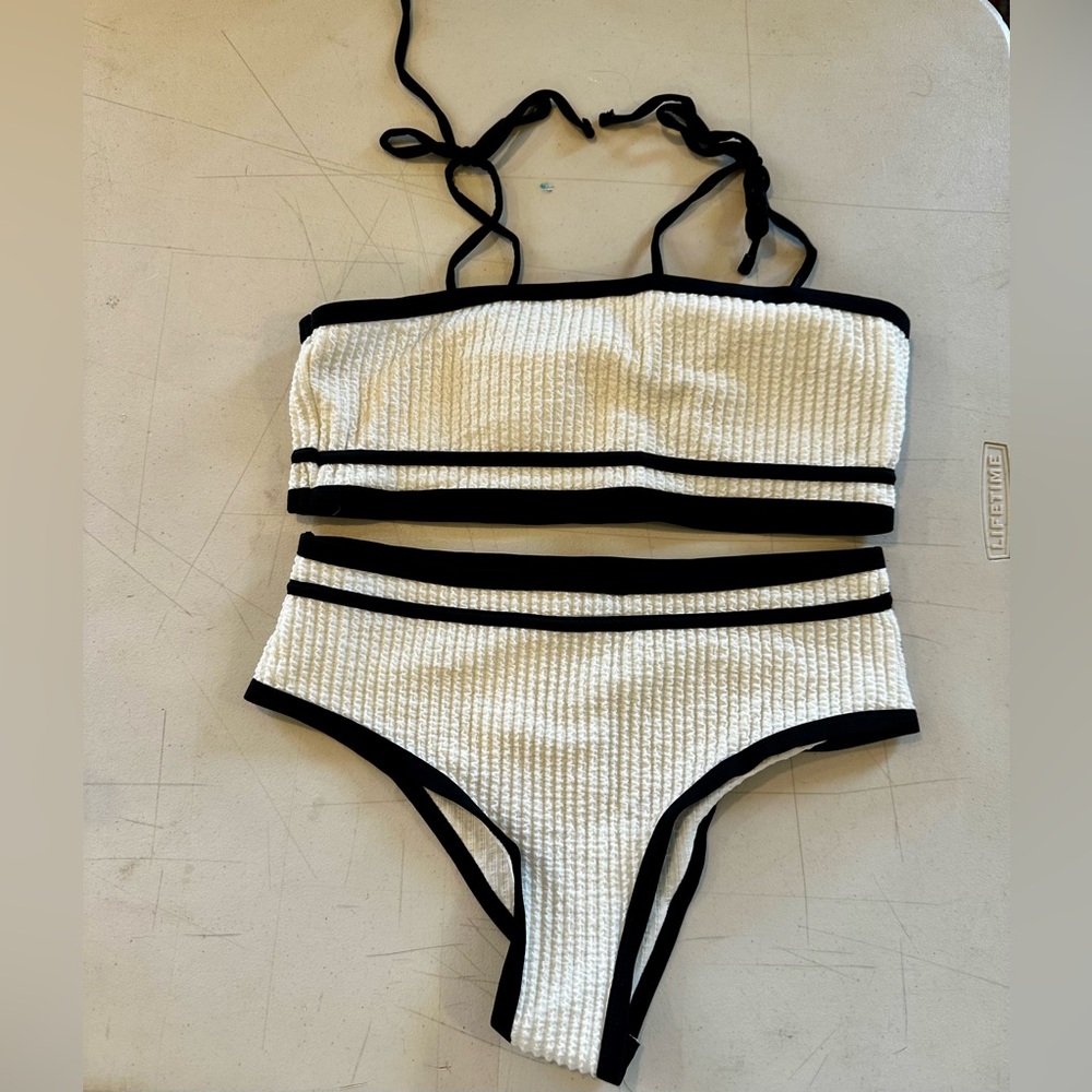 Bikini